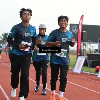 Runner Photo 4916986