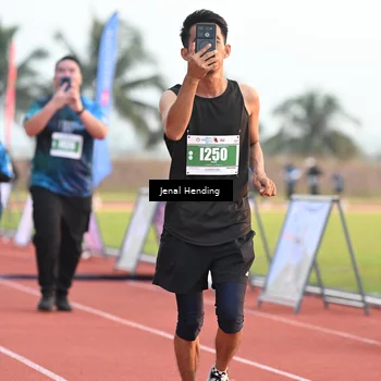 Runner Photo 4917115