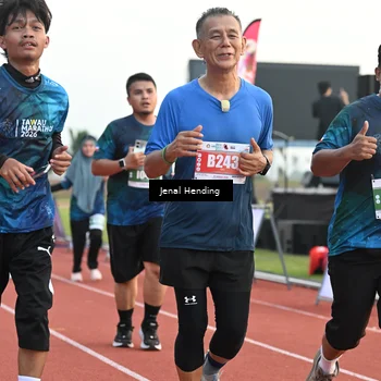 Runner Photo 4917273