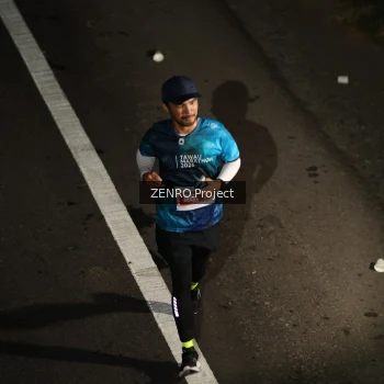 Runner Photo 4917656