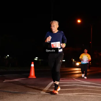 Runner Photo 4917816
