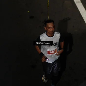 Runner Photo 4917843