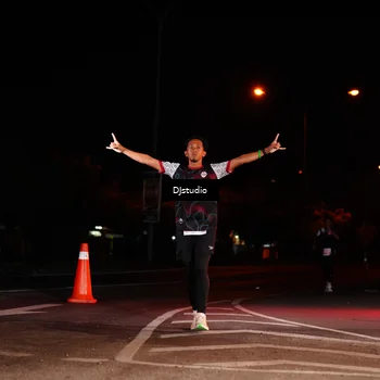 Runner Photo 4917984