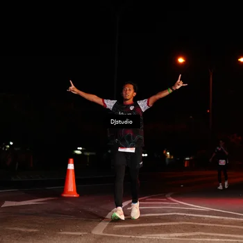 Runner Photo 4918024