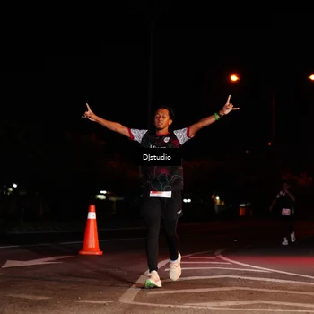 Runner Photo 4918123