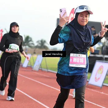 Runner Photo 4918275