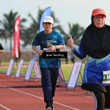 Runner Photo 4918545