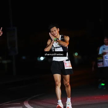 Runner Photo 4918621