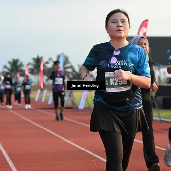 Runner Photo 4918654