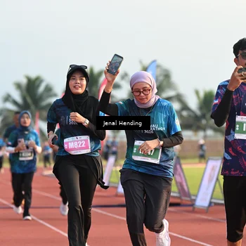 Runner Photo 4918675