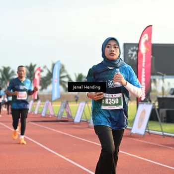 Runner Photo 4918704