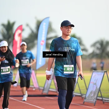 Runner Photo 4918731