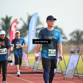 Runner Photo 4918734