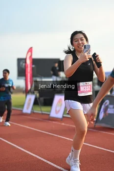 Runner Photo 4918887