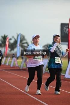 Runner Photo 4918896