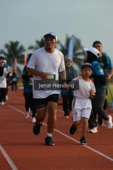 Runner Photo 4919333