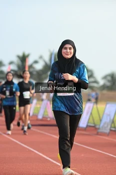 Runner Photo 4919341