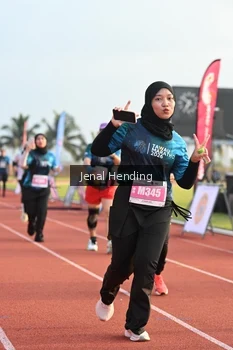 Runner Photo 4919459