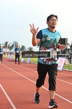 Runner Photo 4919494