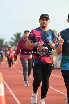 Runner Photo 4919523