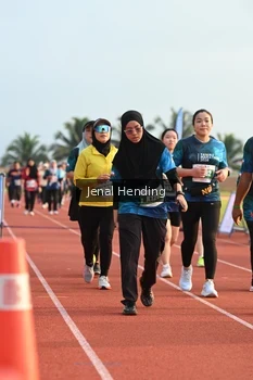 Runner Photo 4919585