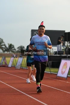 Runner Photo 4919613