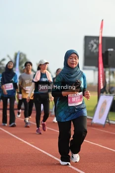 Runner Photo 4919679