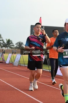 Runner Photo 4919722