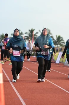 Runner Photo 4919898