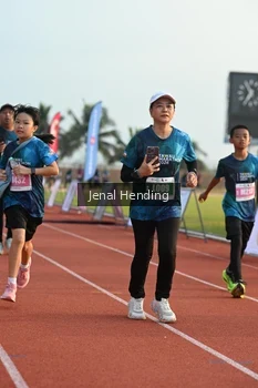 Runner Photo 4920008
