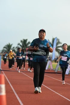 Runner Photo 4920010