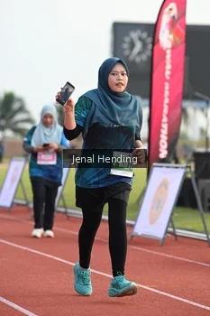 Runner Photo 4920033