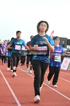 Runner Photo 4920128