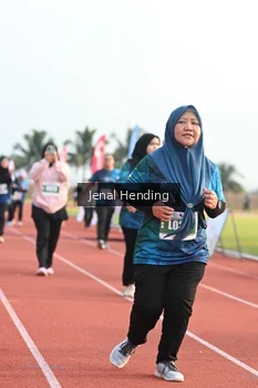 Runner Photo 4920201
