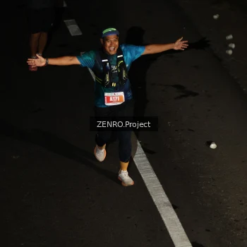 Runner Photo 4920342