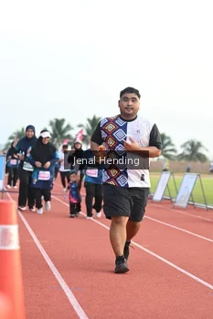 Runner Photo 4920359