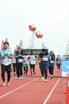 Runner Photo 4920471