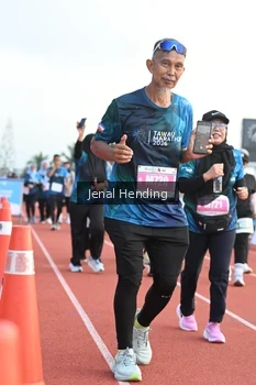 Runner Photo 4920889