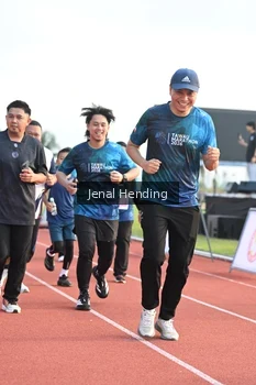 Runner Photo 4921233