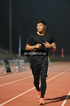 Runner Photo 4921566