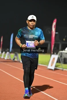 Runner Photo 4921593