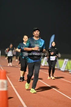 Runner Photo 4921765