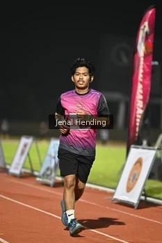 Runner Photo 4921813
