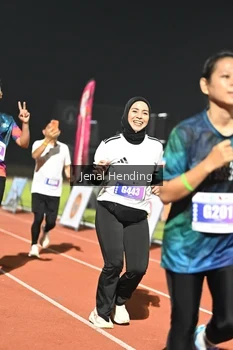 Runner Photo 4922913