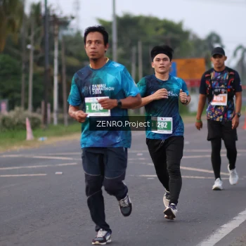 Runner Photo 4923133