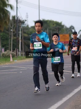 Runner Photo 4923175
