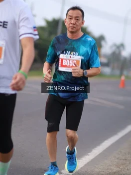 Runner Photo 4923196