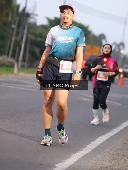 Runner Photo 4923201