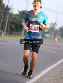 Runner Photo 4923282