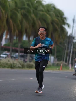 Runner Photo 4923439